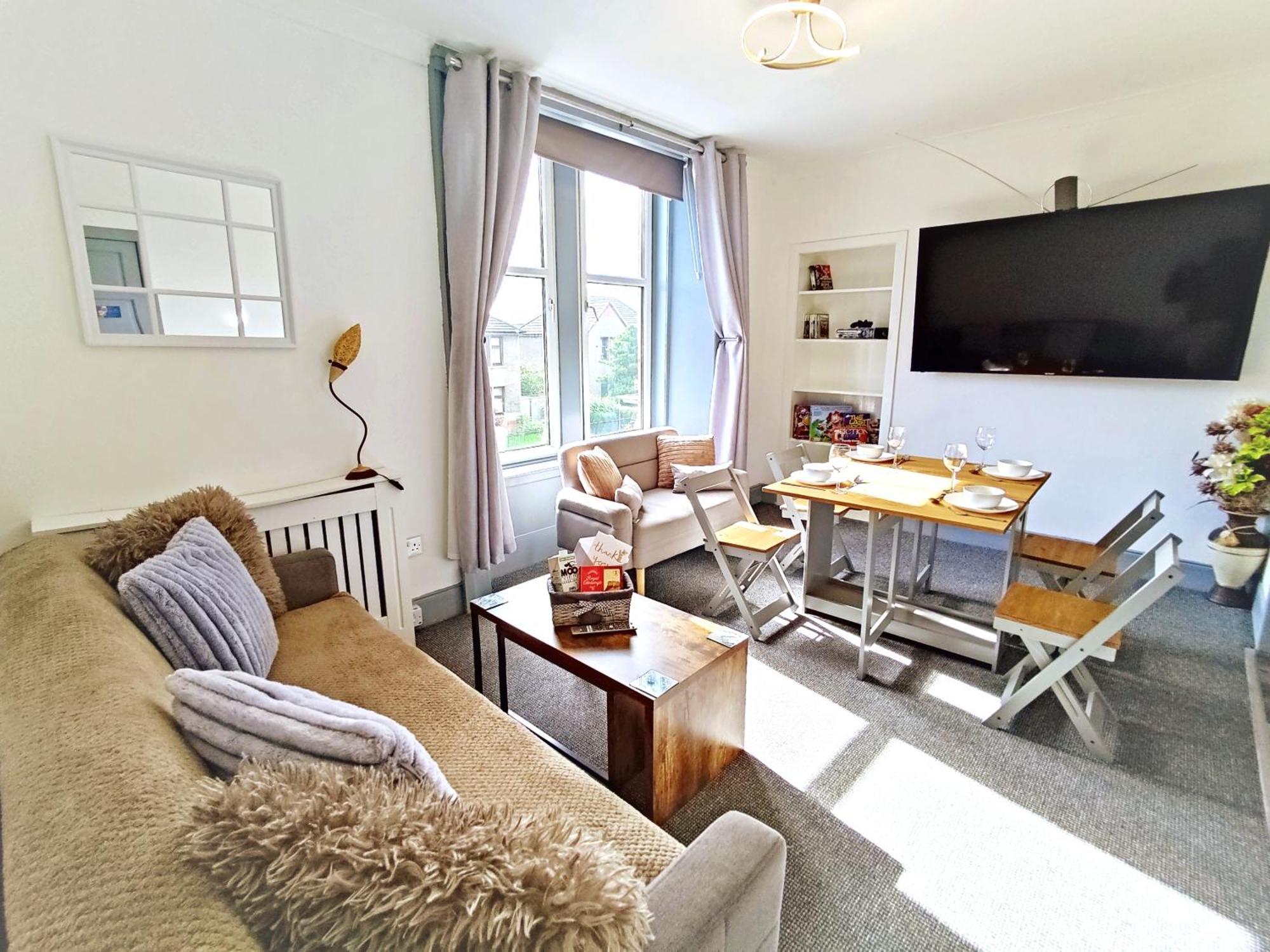 Dundee Football Stadium Apartment ภายนอก รูปภาพ