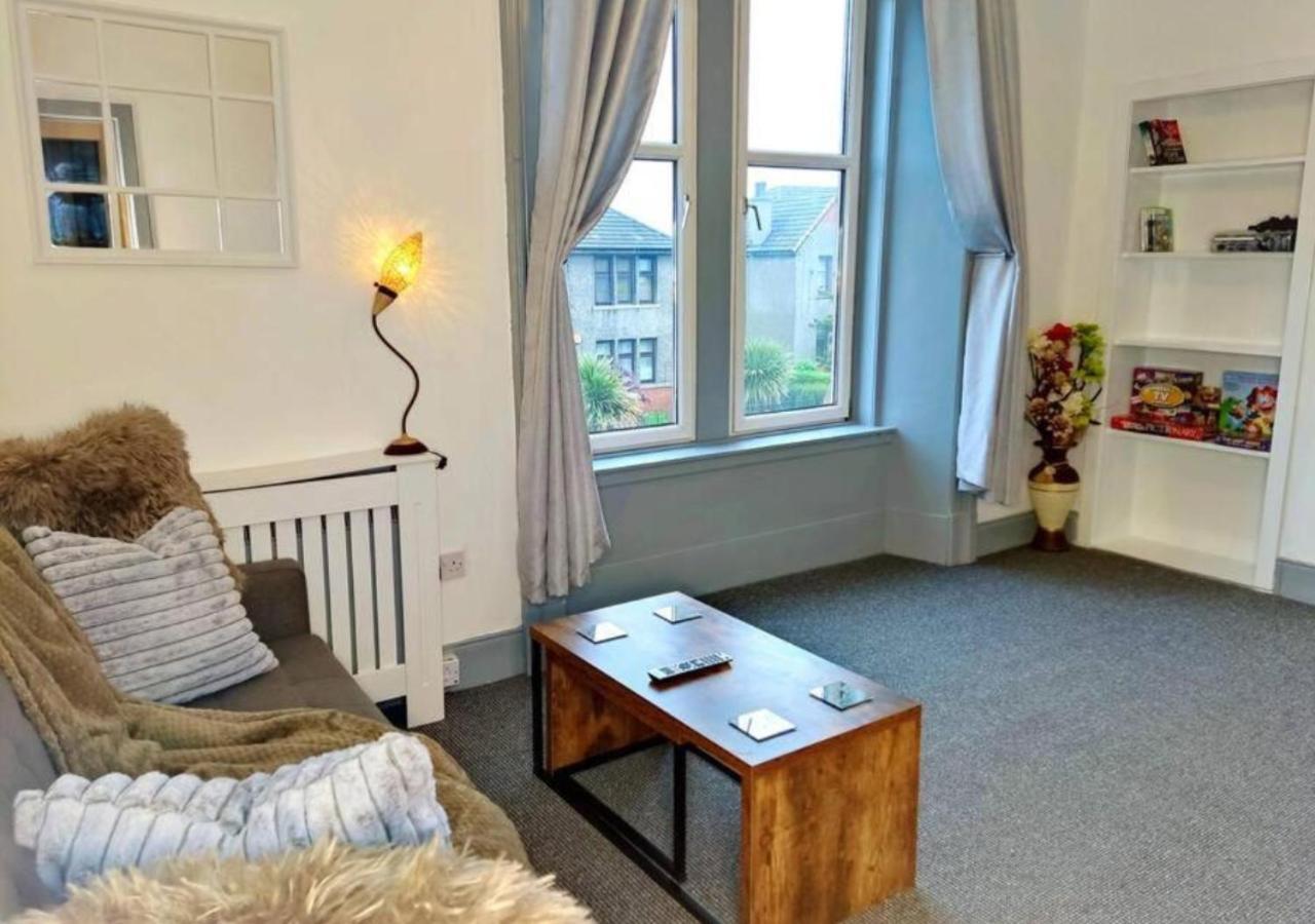 Dundee Football Stadium Apartment ภายนอก รูปภาพ
