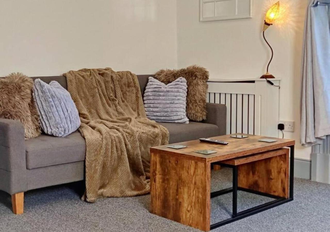 Dundee Football Stadium Apartment ภายนอก รูปภาพ